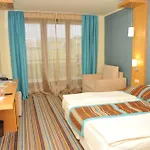 Hotel Mirage 3*