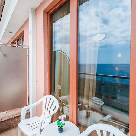 мираж Хотел